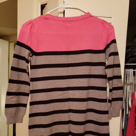 Sweater - Picture 4 of 7